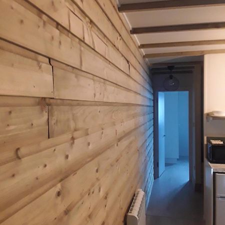 The Lodge Guesthouse Brittas Extérieur photo